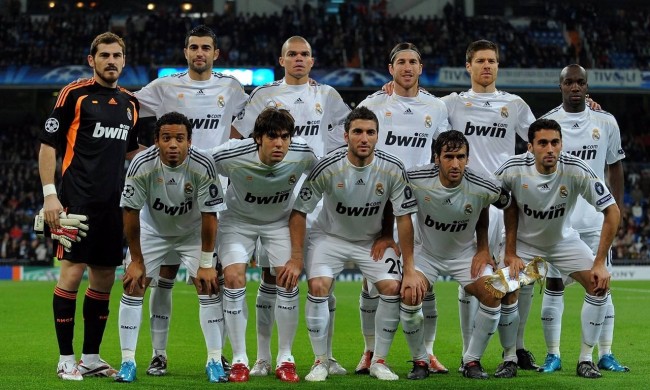 官方：前巴西主帅蒂特执教巴甲克鲁塞罗，签约一年（巴甲克鲁塞罗官宣聘任前巴西队主帅蒂特，合同一年）