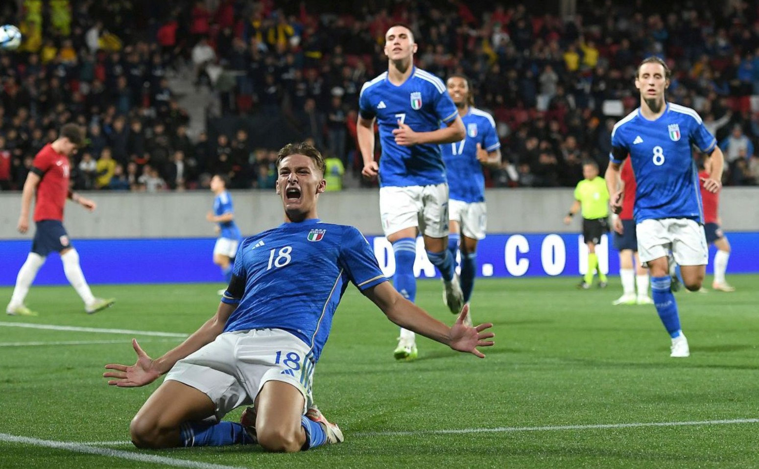 法比奥不该金靴！水分大，中超规则有瑕疵，4项数据，瓦卡才是金靴（法比奥金靴存争议！规则有瑕疵，四大数据力证瓦卡更应加冕）