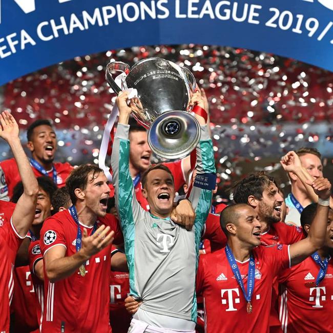 意媒：梅努是那不勒斯中场引援首选，备选方案包括弗拉泰西（意媒：那不勒斯锁定梅努为中场头号目标，弗拉泰西列入备选）