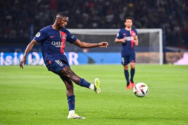 每体：一家土超俱乐部的现任主席和前主席涉赌被逮捕（每体：土超某俱乐部现任与前任主席因涉赌被捕）