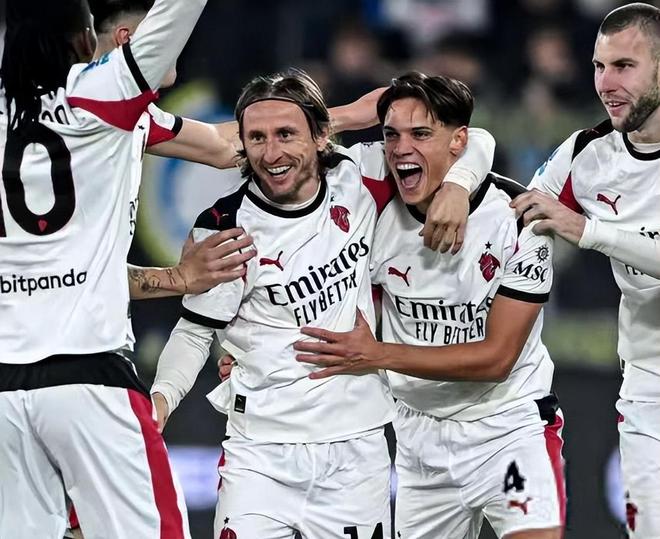 马竞最近10场对意大利球队8胜1平1负，且近12场欧冠主场11胜（马竞近10次对阵意大利球队8胜1平1负 欧冠主场近12战11胜）