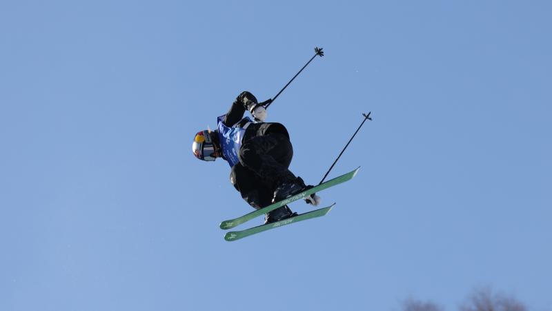 射击世界杯-李越宏卫冕男子手枪速射 姚千寻刘宇坤夺牌（射击世界杯：李越宏成功卫冕男子手枪速射，姚千寻、刘宇坤摘得奖牌）