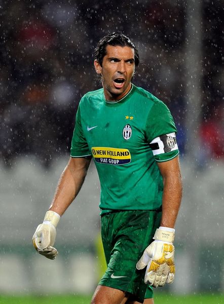 泰晤士报列举格伊可能下家：红军、皇萨、拜仁以及曼城在列