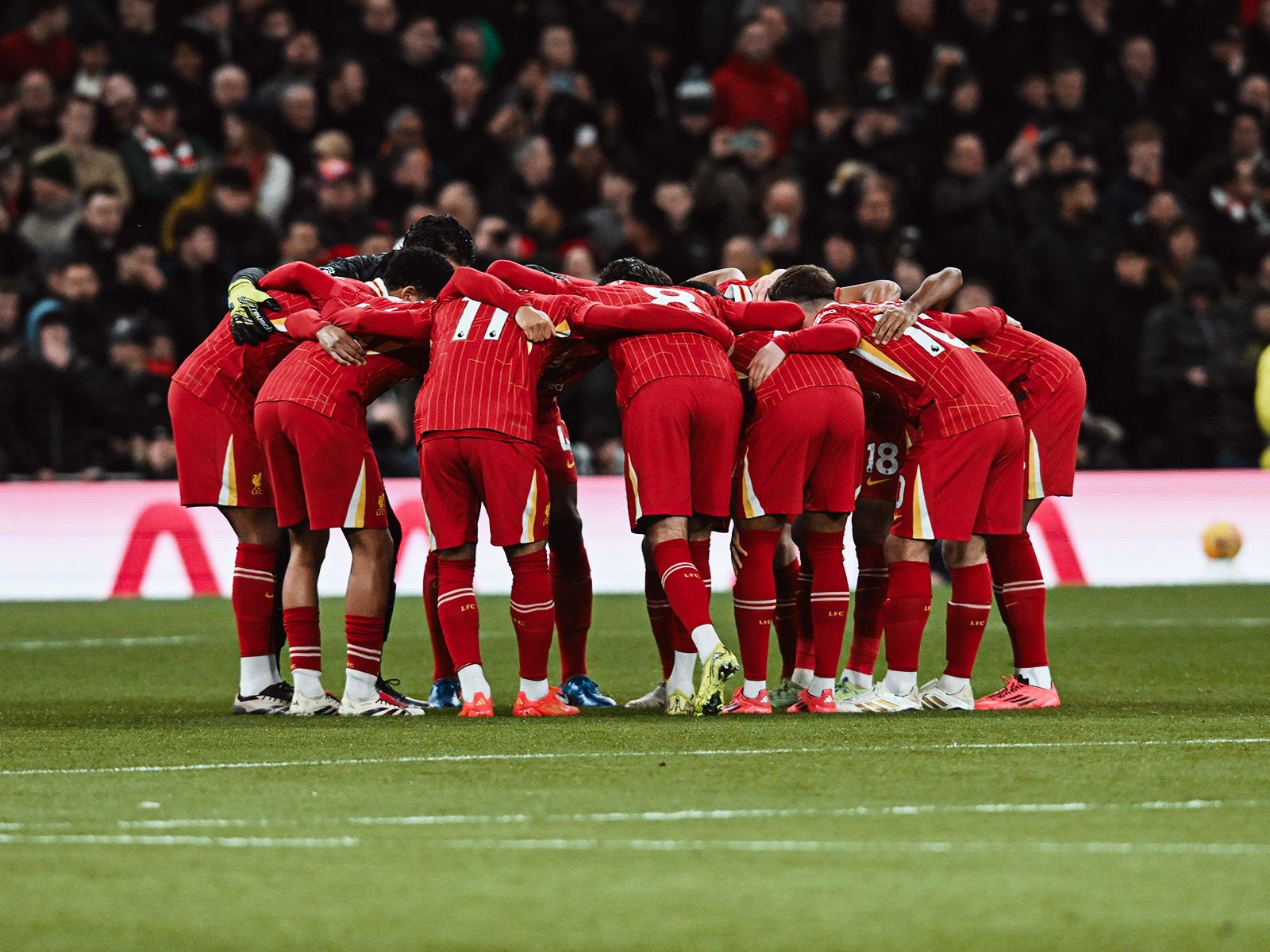 马丁内利赛前打趣：希望埃斯特旺对阵我们时状态不要太好（马丁内利赛前笑言：希望埃斯特旺对阵我们时别太神勇）