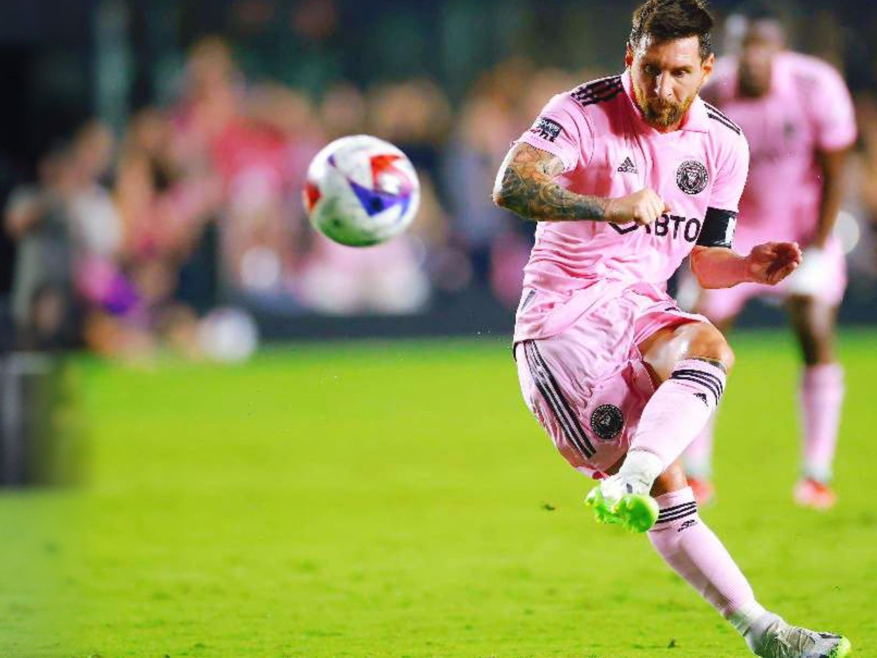 邮报：红军旧将阿格退役后经营污水处理企业，还投资纹身公司（英媒：前红军后卫阿格退役后投身污水处理业，并投资纹身生意）