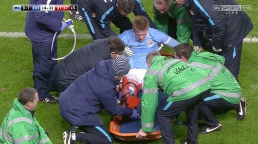 谁走谁留？斯洛特带队已低迷超2月，萨拉赫公开炮轰矛盾公开！（去留悬念再起：斯洛特低迷已超两月，萨拉赫公开开火矛盾升级）