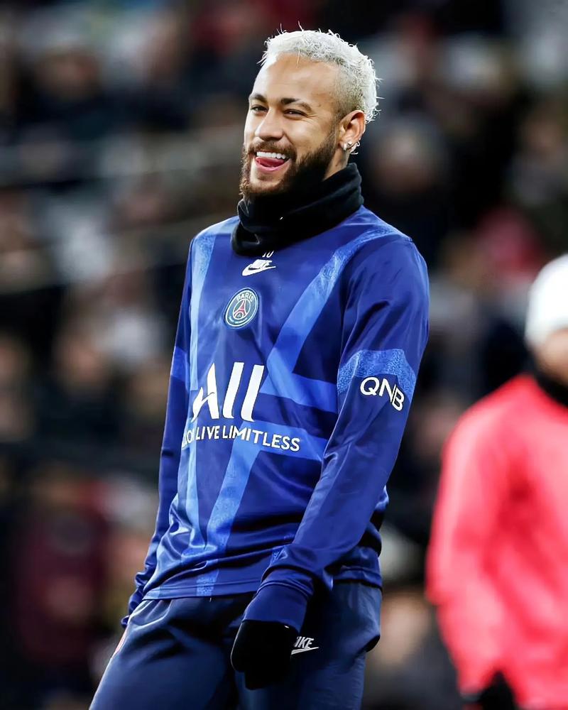 七连杀，那不勒斯自2020年以来连续七次在主场击败尤文（自2020年起，那不勒斯主场对尤文豪取七连胜）